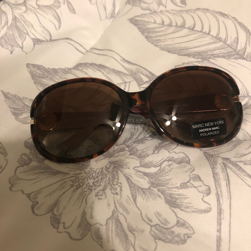 NWT Marc New York Sunglasses